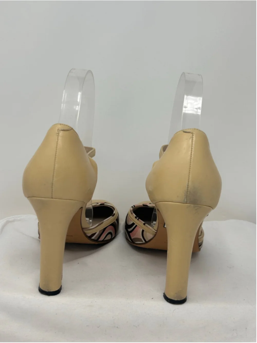 Chanel Vintage Beige T-Strap D’Orsay Pumps Geometric Toe Cap Size 40